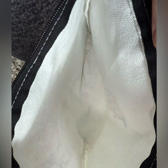 Taylor Swift Makeup Pouch - Picture 5 of 5